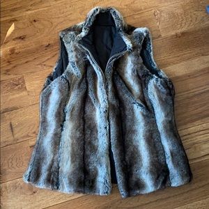 Faux fur reversible vest like new!